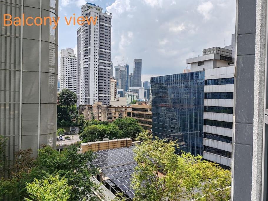 Pangsapuri The Robertson 5 Minutes To Jalan Alor Street Bukit Bintang Pavilion 7 Pax 2r1b Kuala Lumpur