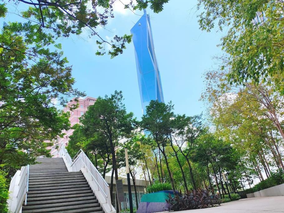 The Robertson 5 Minutes To Jalan Alor Street Bukit Bintang Pavilion 7 Pax 2r1b Pangsapuri Kuala Lumpur
